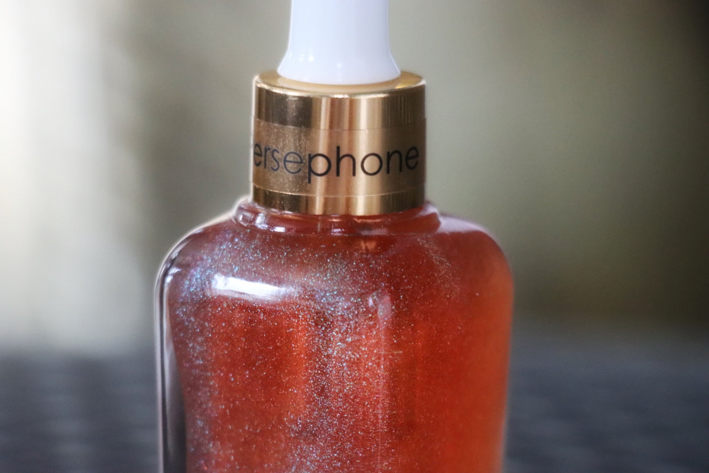 Persephone Parfum: Empower your Shadow. Lead from Light and Dark - Wholeness