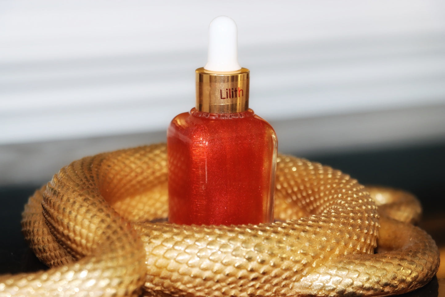 Lilith Parfum: Choose the Wild Side. Liberate inner seductress. Enforce boundaries.