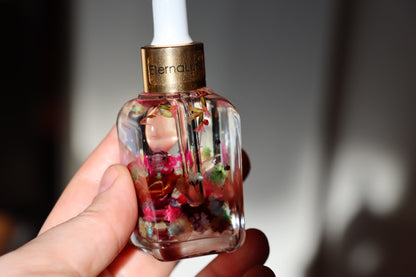 EternaLure, Love Activator:
Attract love. Heal patterns. Embody the frequency of devotion.