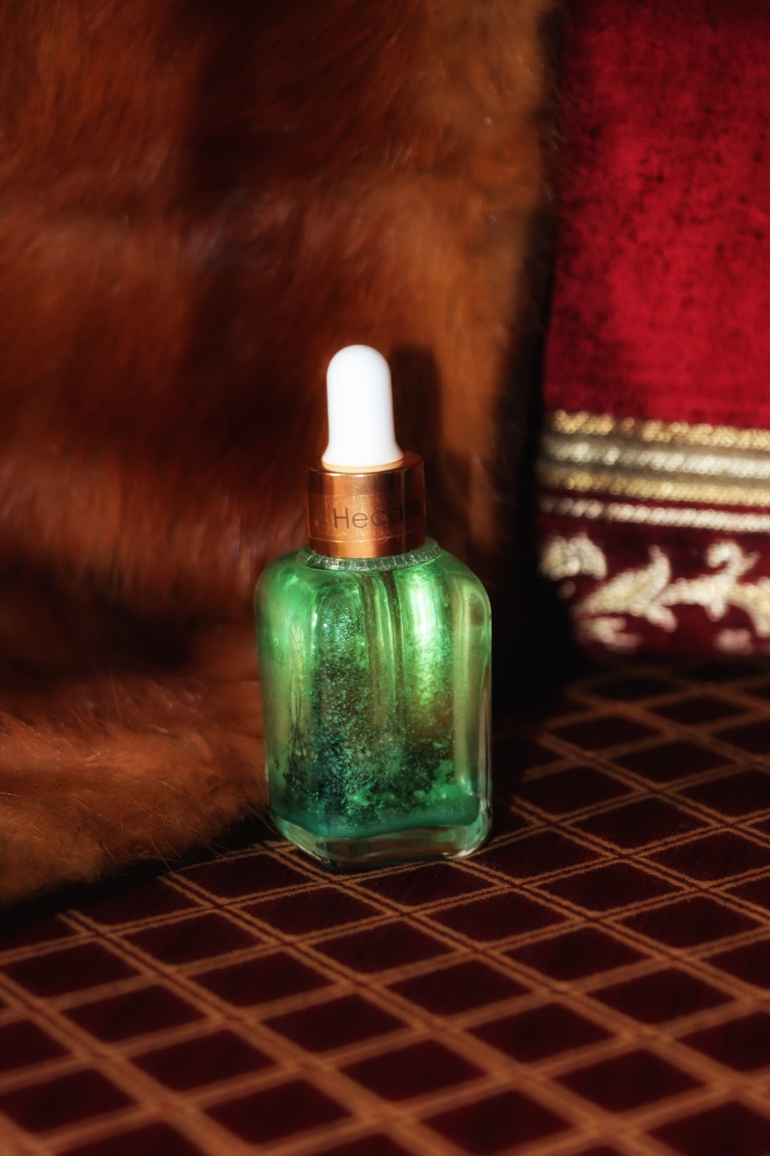 Hecate Parfum: Awaken your gifts. Sharpen your intuition. Heal the witch wound.