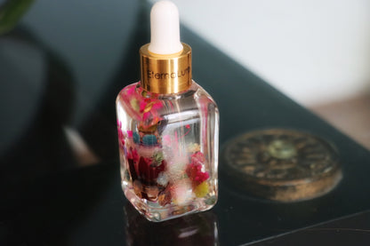 EternaLure, Love Activator:
Attract love. Heal patterns. Embody the frequency of devotion.