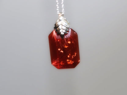 Crimson Mystery Amulet - alluring and mysterious energy