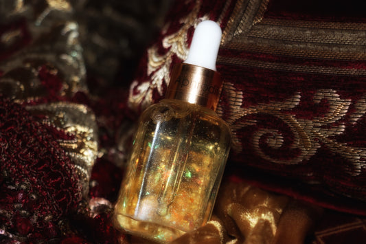 Aphrodite Parfum: Art of Self-adoration. Heal body image. Activate Magnetic Field